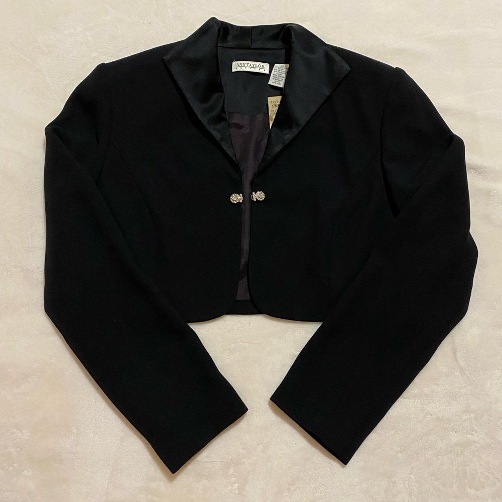 NWT Ann Taylor Cropped Jacket